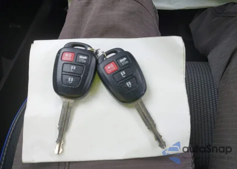 2017 Toyota Corolla Se from USA, damaged, VIN 2T1BURHE8HC787010